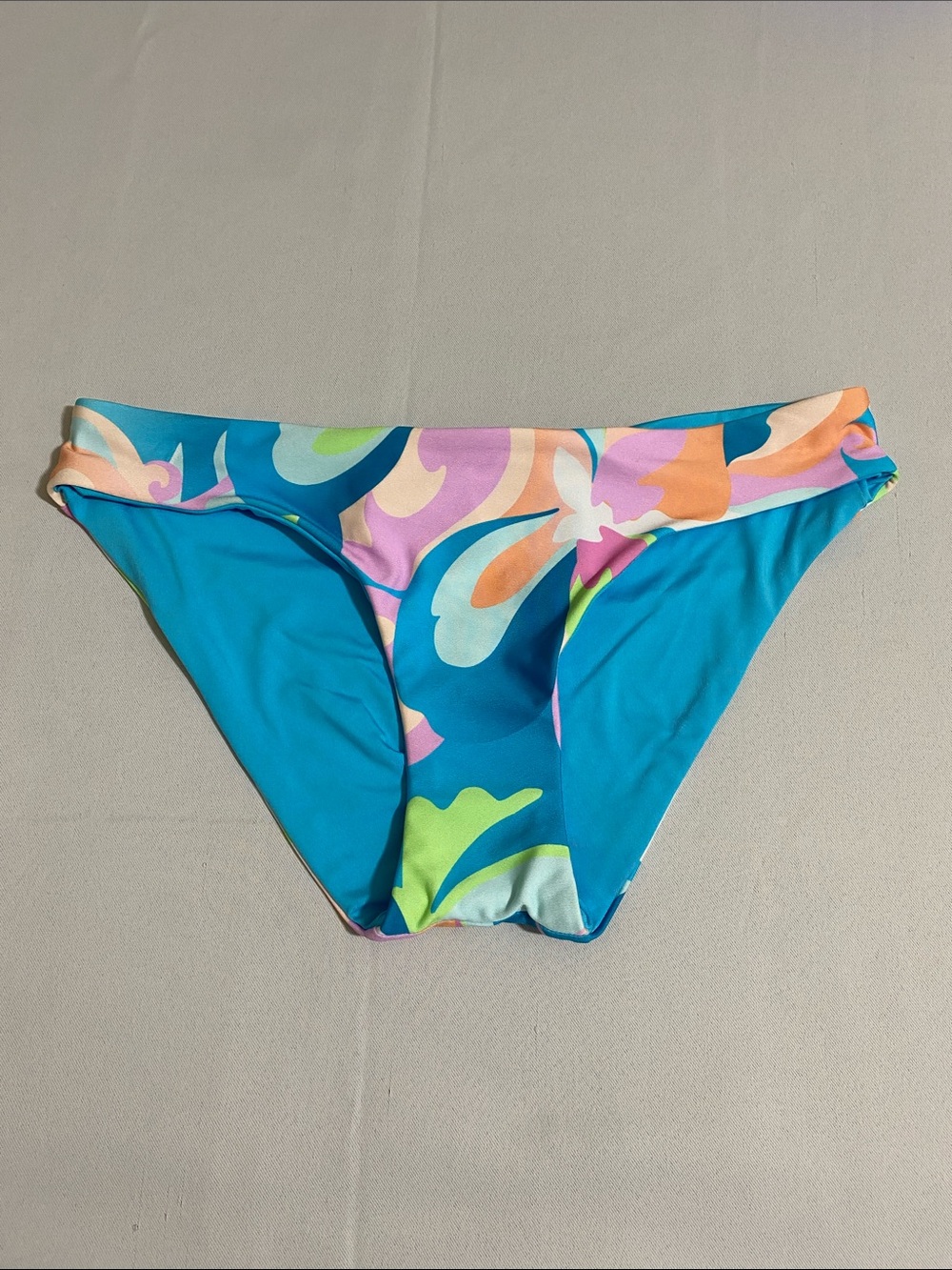 BECCA Reversible Hipster Bikini Bottom w Ruched Back Size S